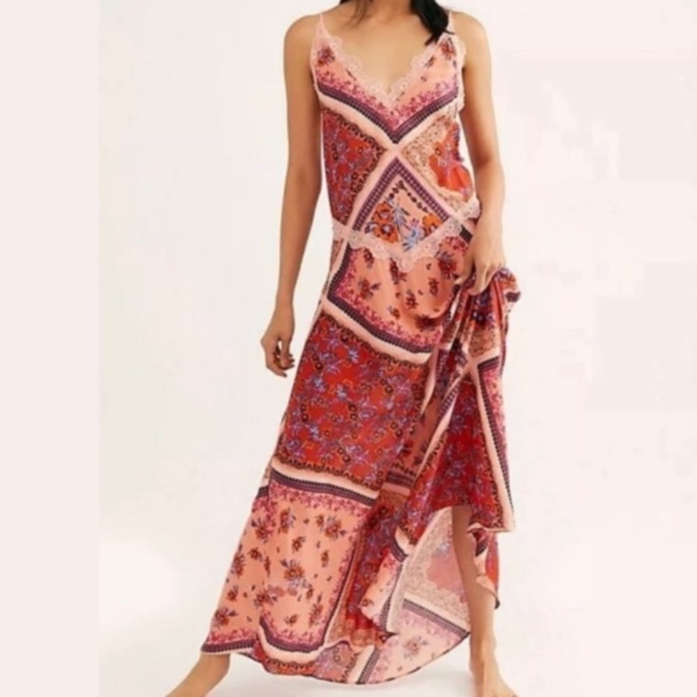 NWT FREE People Maxi dress 😍🤩🌹🔮🎨🏵